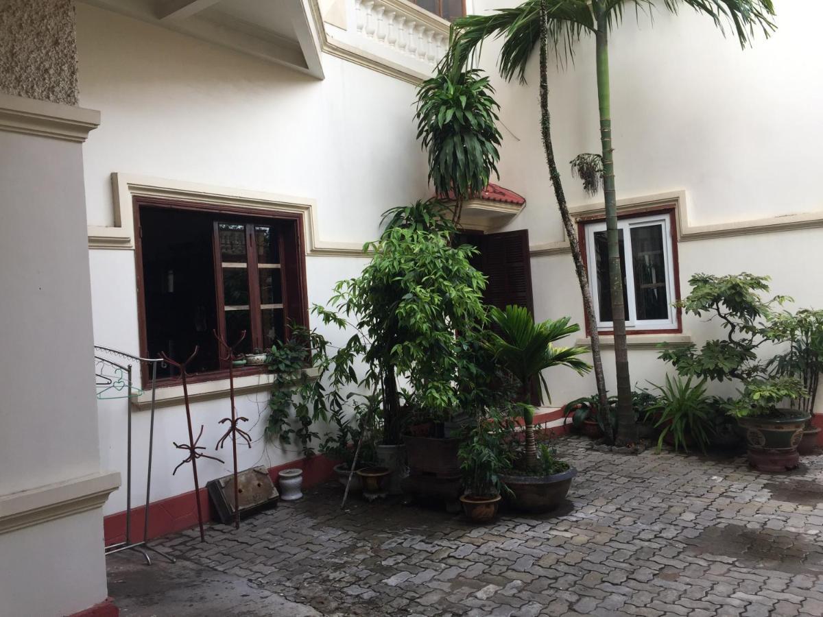 Hotel Khach San Nam Dong Dong Ha Exterior foto